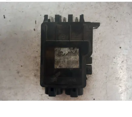 Renault Laguna III Fuse module 243800014r