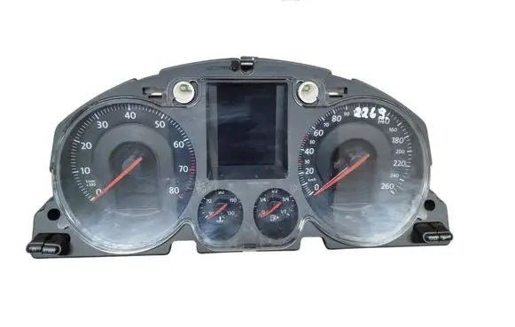 Volkswagen PASSAT B6 Speedometer (instrument cluster) A2C53106067