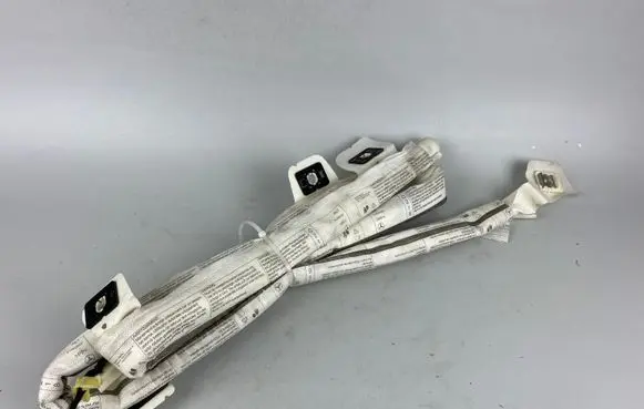 Mercedes-Benz CLS C218 X218 Roof airbag A2188600102