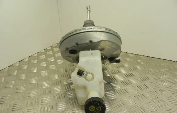 Dacia Sandero Master brake cylinder 472101095R