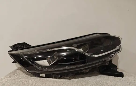 Renault Espace V (RFC) Headlight/headlamp 260108498R PL12502A00RL 89908453