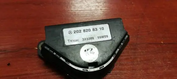 Mercedes-Benz CLK A208 C208 Alarm movement detector/sensor 2028208310