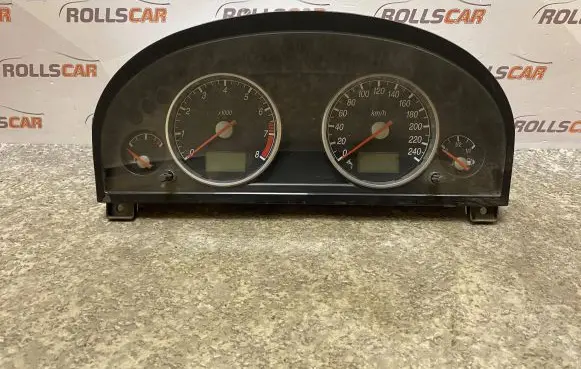 Ford Mondeo Mk III Speedometer (instrument cluster) 1S7F10841 44ZU187