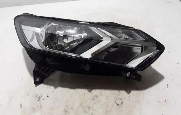 Dacia Sandero III Headlight/headlamp 260104188R