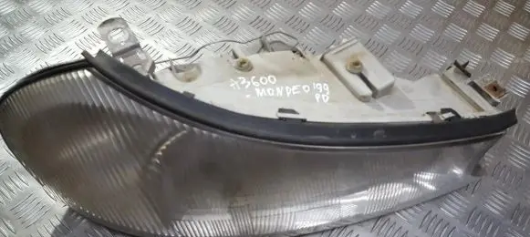Ford Mondeo MK II Headlight/headlamp 0301098206