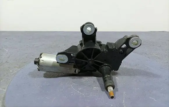 Skoda Fabia Mk2 (5J) Rear window wiper motor 5J7955711