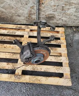 Mercedes-Benz E W213 Front wheel hub spindle knuckle