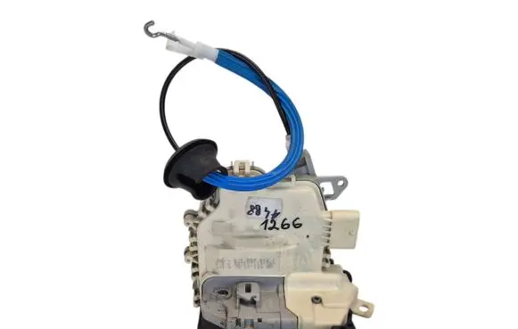 Audi A4 S4 B8 8K Front door lock 8J1837016C
