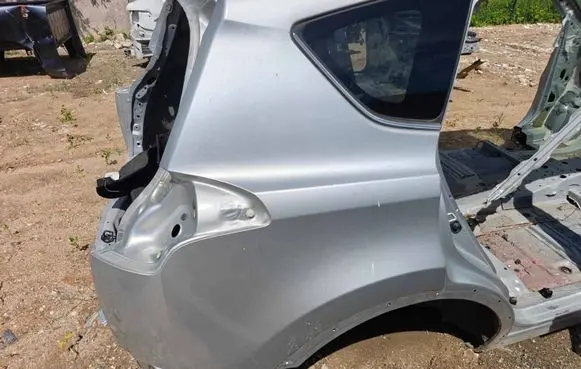 Toyota RAV 4 (XA40) Rear quarter panel