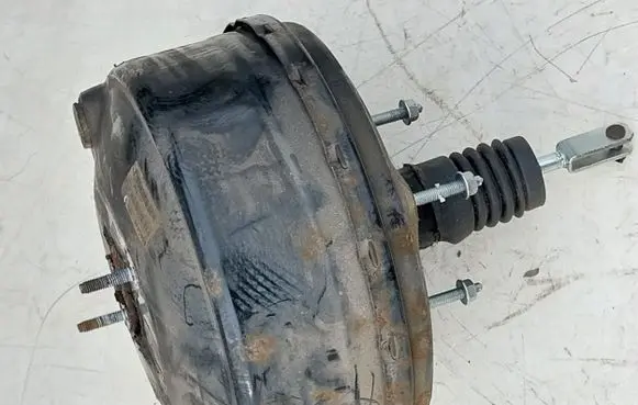 Iveco Daily 4th gen Brake booster 0204051622 504156555