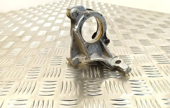 Citroen DS7 Crossback Driveshaft support bearing bracket 9678074180