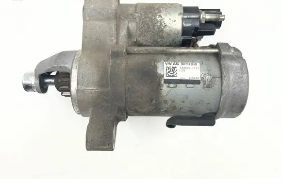 Audi A4 S4 B8 8K Starter motor 4280007935 6H911024B