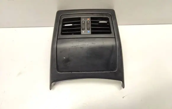 BMW 3 E90 E91 Rear air vent grill 7129556 6932024 6932023