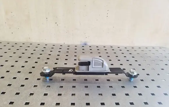 Chevrolet Captiva Seat belt adjustment rail 