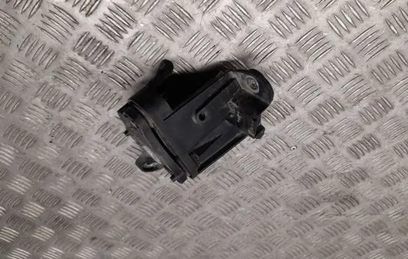 Mercedes-Benz CLS C218 X218 ABS pump bracket A2124300510