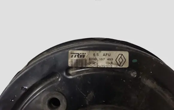 Renault Megane II Brake booster 8200157453