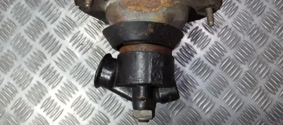 Citroen C5 Coil spring mount 