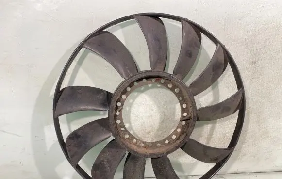 Audi A4 S4 B6 8E 8H Fan impeller 058121301b