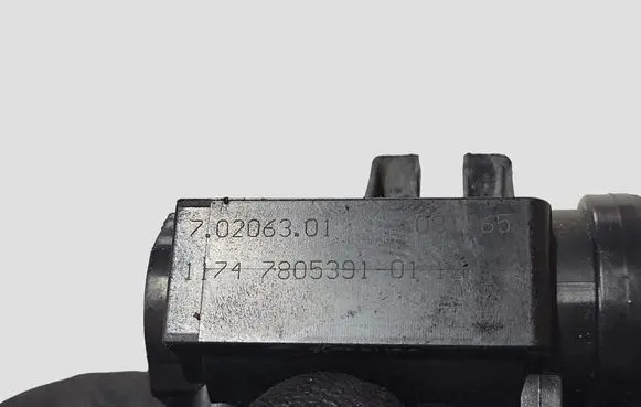 BMW 1 E81 E87 Turbo solenoid valve 70206301 780539101