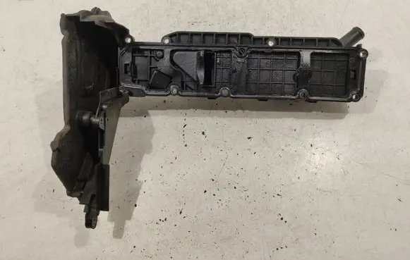 Peugeot 207 Rocker cam cover 9688939180