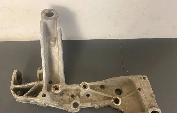Seat Altea XL Front subframe 1K0199296F 1K0199369G