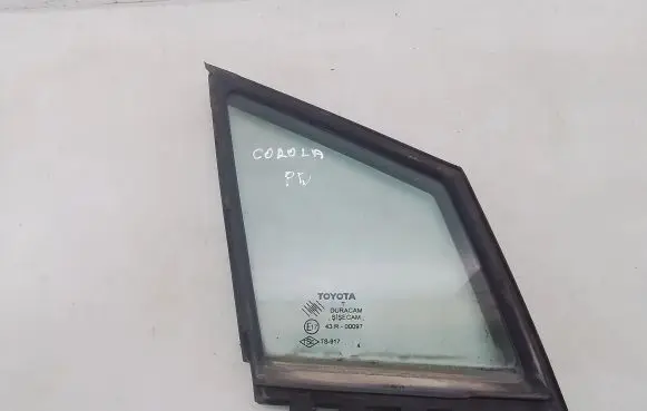 Toyota Corolla Verso E121 Front door vent window glass four-door 43R00097