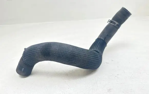 Nissan Qashqai Engine coolant pipe/hose