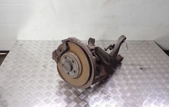 Audi A4 S4 B8 8K Rear wheel hub spindle/knuckle 