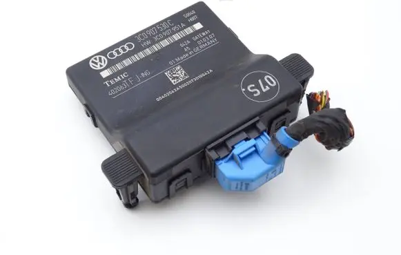 Volkswagen PASSAT B6 Gateway control module 3C0907530C