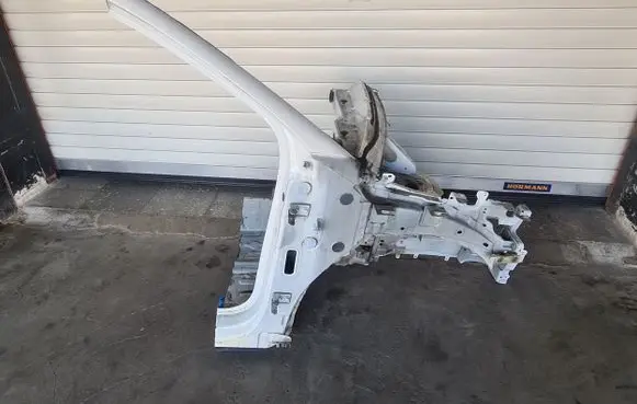 Front quarter panel