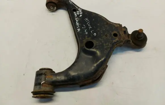 Toyota Hilux (AN120, AN130) Front control arm