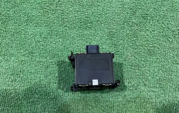 Jeep Renegade Distronic sensor radar 52059176