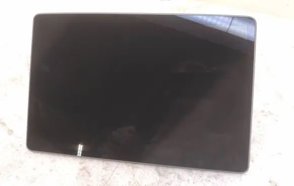Tesla Model 3 Screen/display/small screen 108954300j