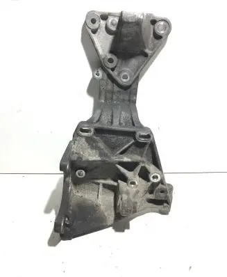 Volvo XC60 Engine mounting bracket 31258329