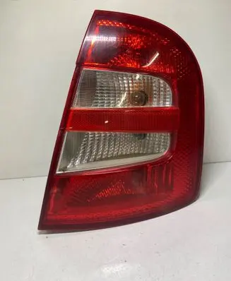 Skoda Fabia Mk1 (6Y) Rear/tail lights 6Y6945112B 6Y6945096B