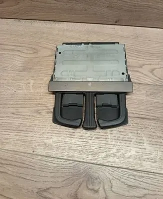 Volkswagen Golf IV Cup holder 1J0858601