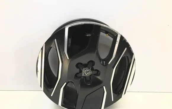 R20 alloy rim