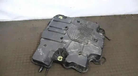 Peugeot 301 AdBlue liquid reservoir 