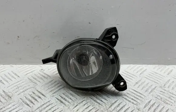 Toyota Corolla Verso AR10 Front fog light 812100F010 27030200 27097800