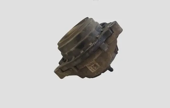 BMW 1 F20 F21 Engine mount bracket 678765703
