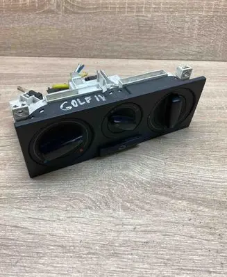 Volkswagen Golf IV Climate control unit 1J0819045F 1J0819147 659697R