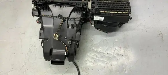 Opel Insignia A Interior heater climate box assembly 13345099