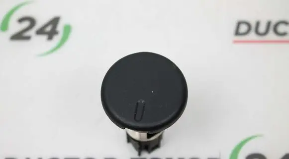 Opel Corsa E 12 V Socket (front) 