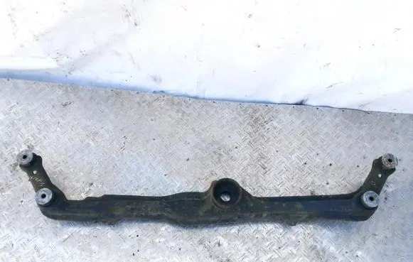 Volkswagen Golf III Front subframe