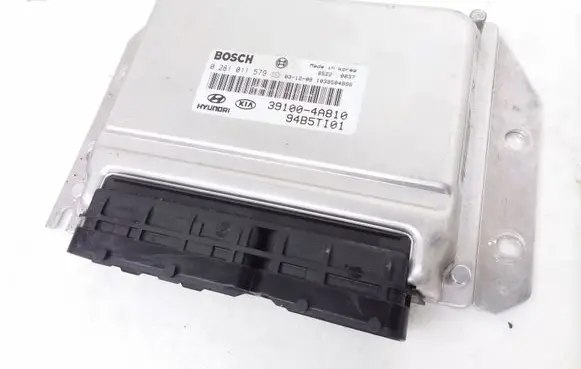 KIA Sorento Engine control unit/module 0281011579 391004A810