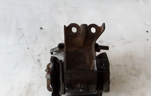 Hyundai Tucson LM Gearbox mount 218142E400