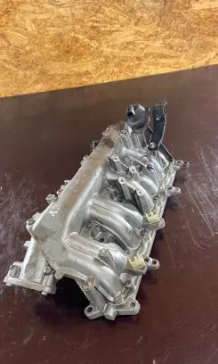 Opel Astra H Intake manifold 700997160 8973858235 1017320320