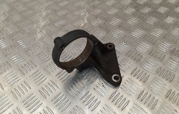 Nissan Primera Driveshaft support bearing bracket AD210