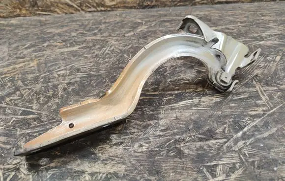 Fiat 500X Engine bonnet/hood hinges D861