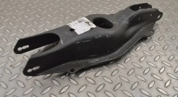 Mercedes-Benz C W205 Rear upper control arm/wishbone A2053522000